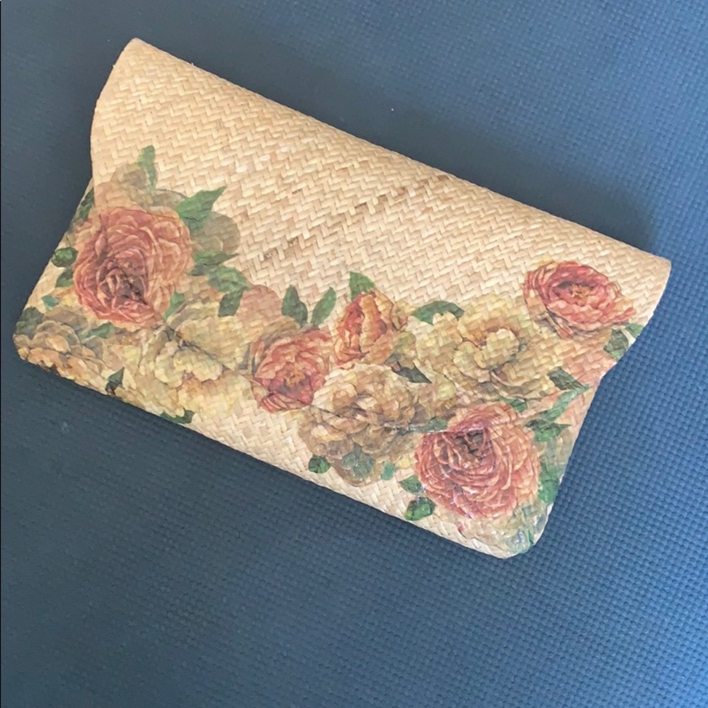 Woven straw clutch